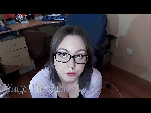❤️ Chica sexy con gafas chupa consolador profundamente en la cámara Porno en es.xinwen1288.top ❌️